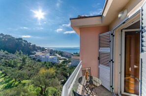 Studio (A6) | Terrace/patio