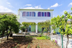 Building design - Apartments Branka (Trogir)