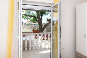 Apartment (A1) | Balcony