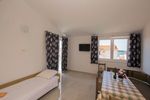 Apartment (A4) | Speisen