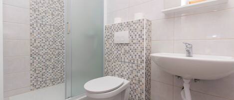 Apartment (A1) | Bathroom