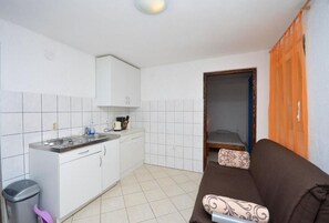 Apartment (A1) | Eigene Küche