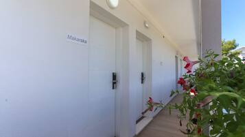 Estudio (A6) | Pasillo