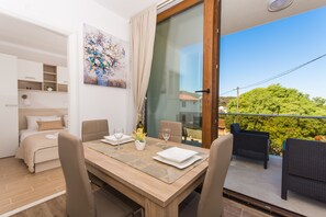 Apartment (A4) | Dining - Apartments Villa LA (Trogir)