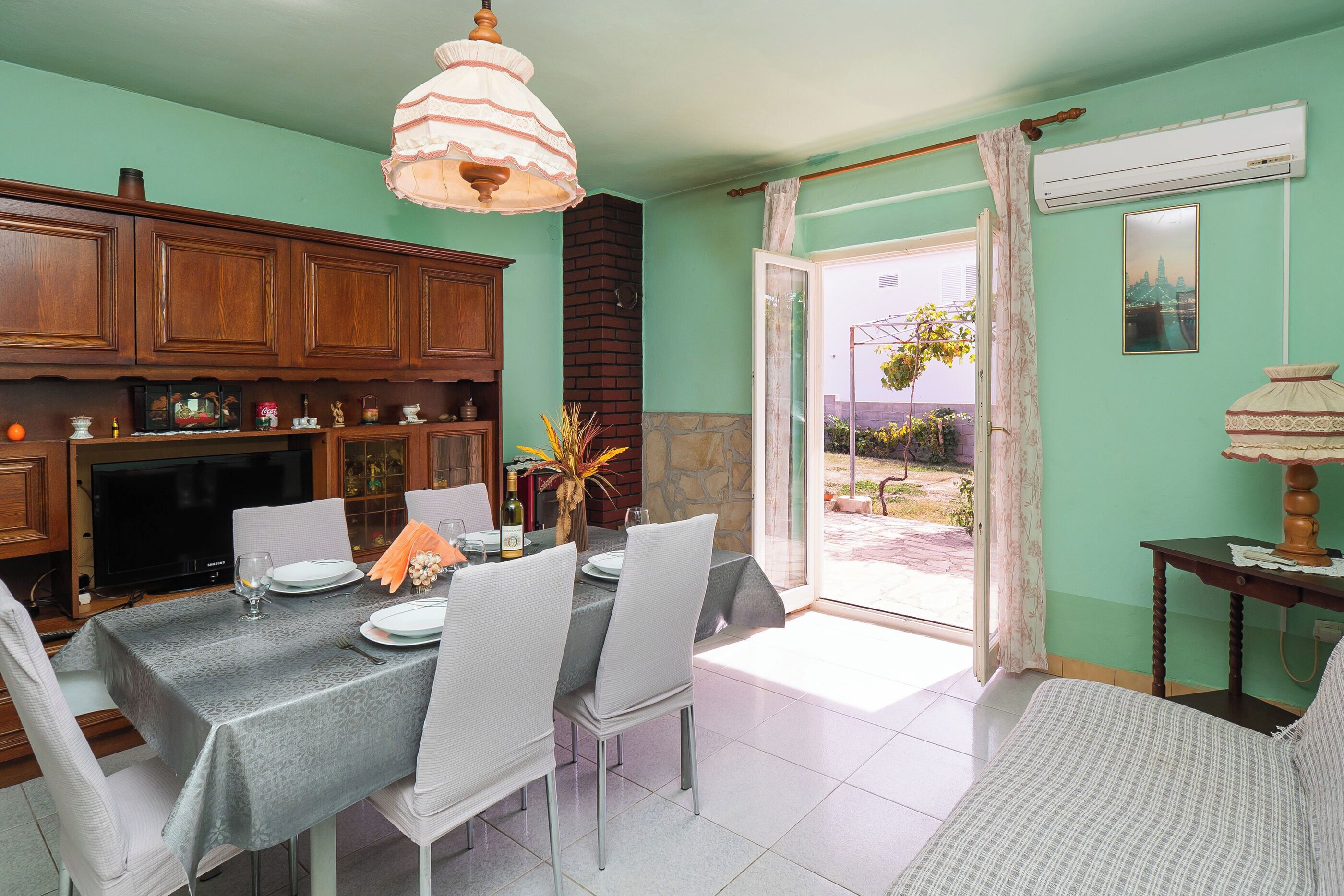 Departamento (A2) | Sala de estar | Televisión 