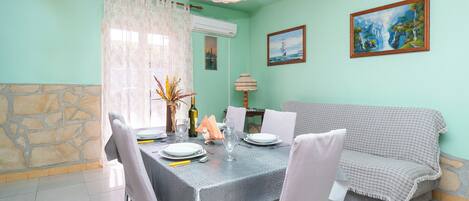 Apartment (A2) | Wohnzimmer