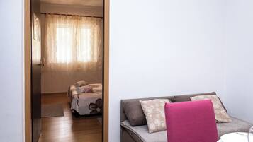 Apartment (A1) | Living room | TV