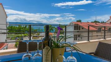 Apartemen (A6) | Teras/patio