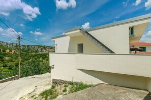 Building design - House Cattleya (Omis)