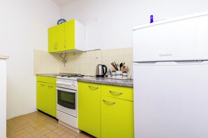 Apartment (A4) | Private kitchen