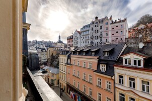 Apartment, 1 Bedroom, Kitchenette, City View (3) | City view