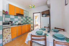 Apartment (A2) | Eigene Küche