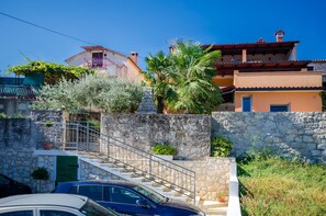 Building design - Apartments Ester (Funtana)