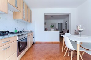 Studio (A4) | Private kitchen