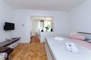 Studio (A4) | Innvendig