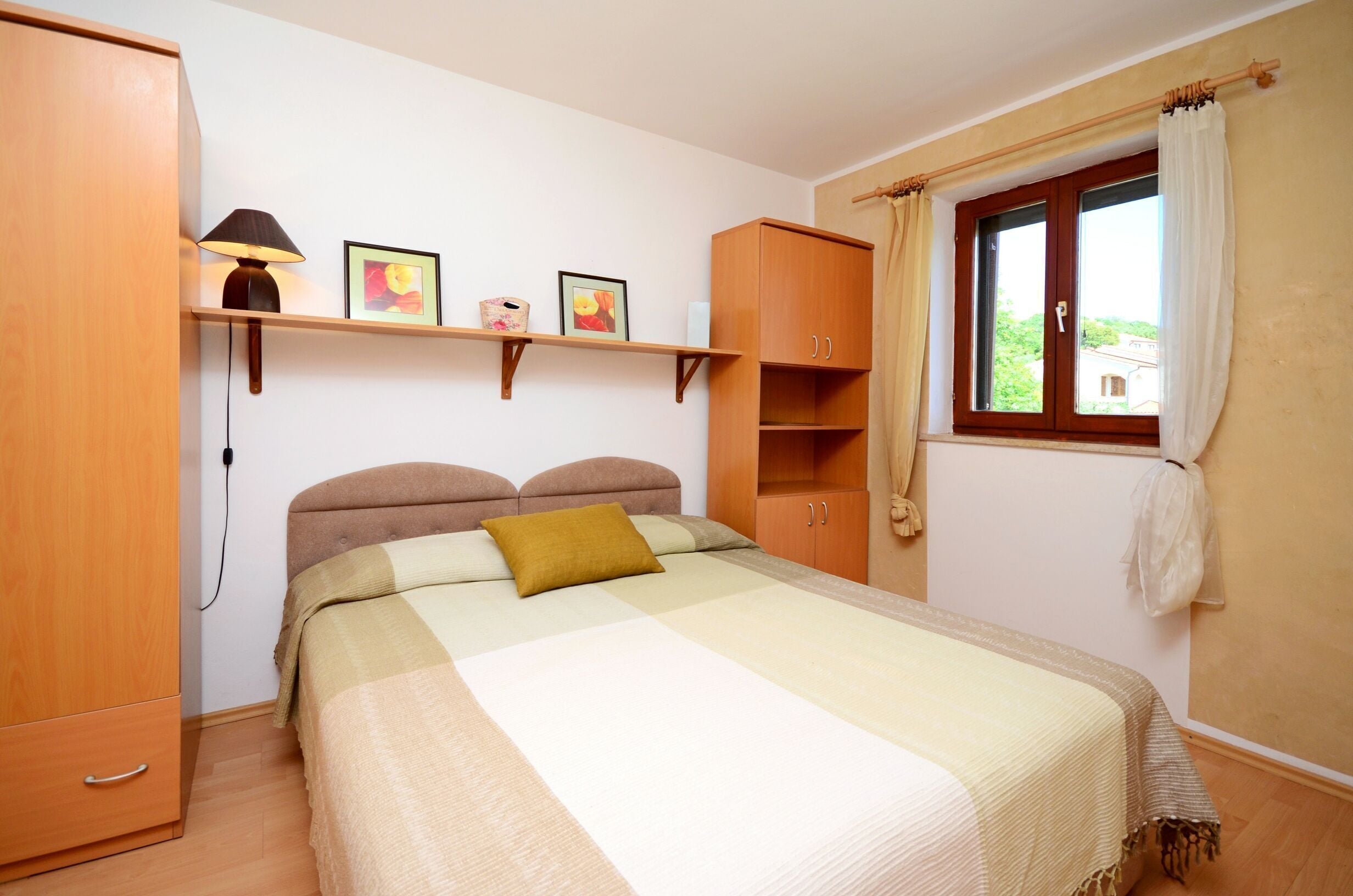 Apartment (A4) | 4 bedrooms, iron/ironing board, free WiFi