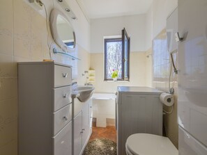 Apartment (A1) | Bathroom | Shower - Apartment Milka (Crikvenica)