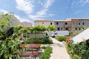 Terrace/patio - Apartments Puntica (Punat)