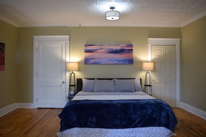 1 habitación, escritorio, tabla de planchar con plancha y wifi gratis