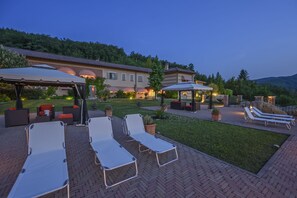 Sun deck