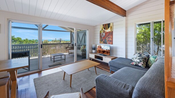 House (3 Bedrooms) | Living area - 3 Shearwater St, Peregian Beach, Noosa Area (Peregian Beach)