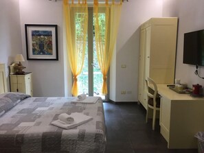 In-room safe, soundproofing, free cots/infant beds, free WiFi - 5 Terre Pelagos 1 (Manarola)