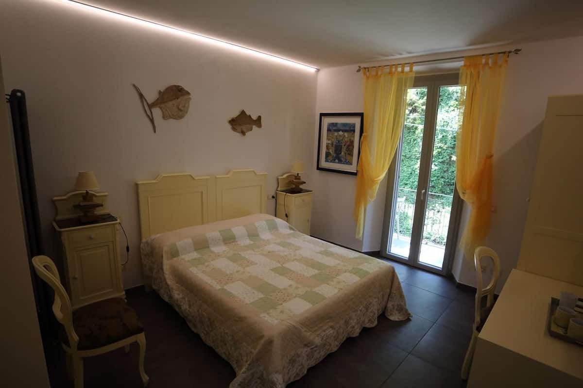 Chambre double | Coffre-fort, système d’insonorisation, lit de bébé (gratuit)