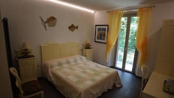 Kahden hengen huone | Tallelokero huoneessa, äänieristys, ilmaiset vauvansängyt