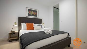 2 bedrooms, bed sheets