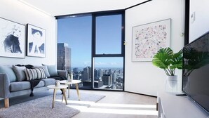 TV - 081 Skycastle Level 55 Stunning View (Melbourne)