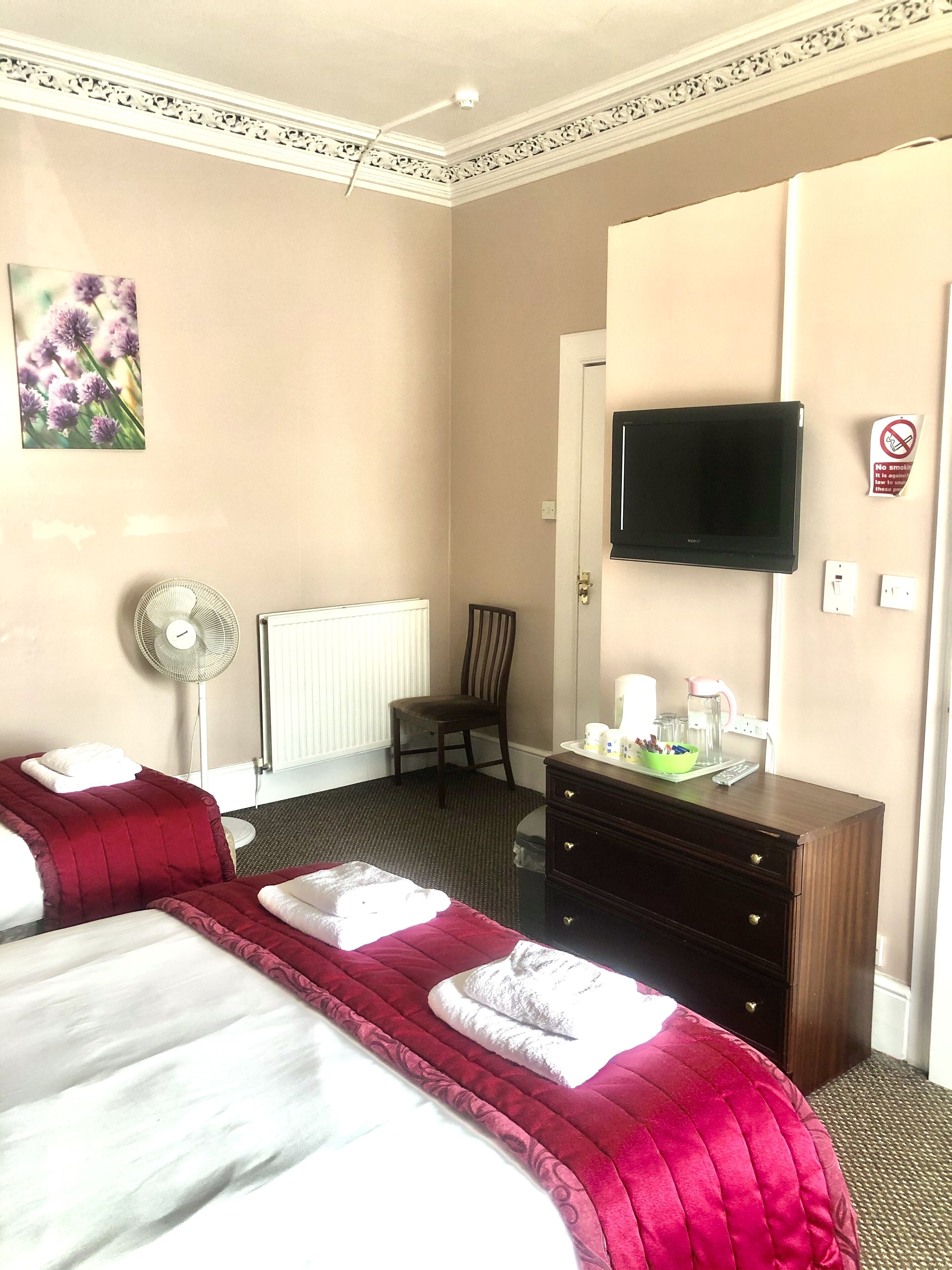 Photo - Dalry Guesthouse