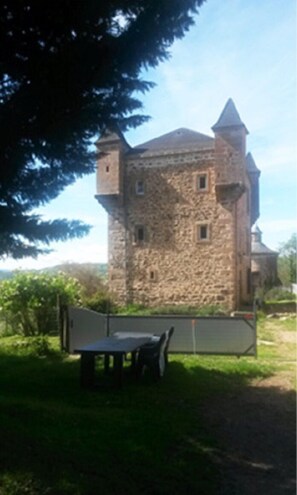 Front of property - Chambres d'Hotes Chateau d'Arcis (Rosières)