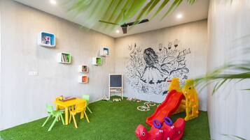 Children’s play area – indoor