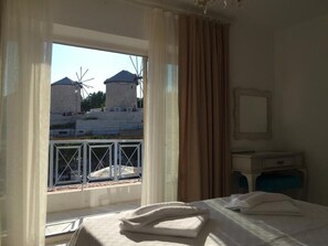 Traditional Room | View from room - Alacati Sardunya Hotel (Cesme)