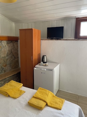 Chambre Classique Double ou avec lits jumeaux | Wi-Fi gratuit, draps fournis