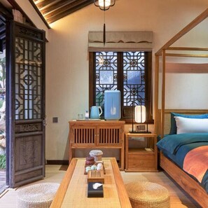 Comfort Double Room, Non Smoking | In-room safe, blackout drapes, free WiFi - Floral Hotel Shanghai Yuda Lishe (Shanghai)