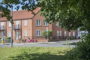 Exterior - Monkbridge Court (York)