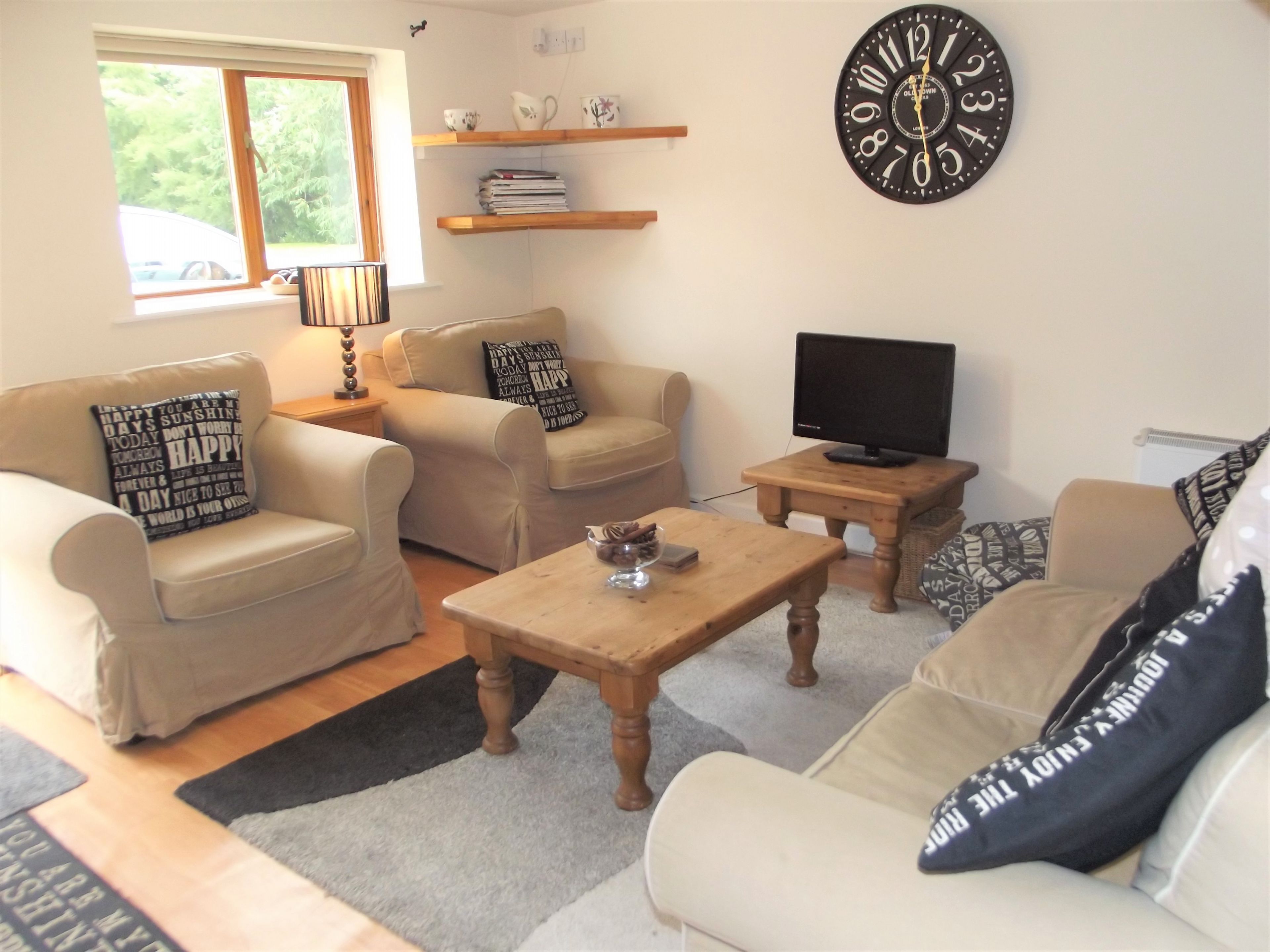 Cottage, 2 Bedrooms (Stable Cottage) | Living room | Flat-screen TV