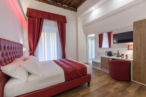 Deluxe Room | In-room safe, blackout drapes, soundproofing, iron/ironing board - Unico Argentina (Rome)