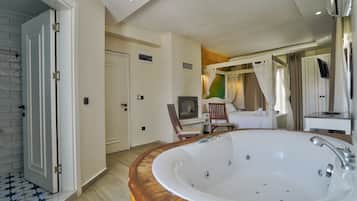 Deluxe Room, Fireplace | Premium bedding, blackout drapes, soundproofing, free WiFi