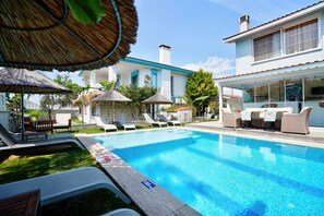 Front of property - Lamira Suites Alacati (Cesme)