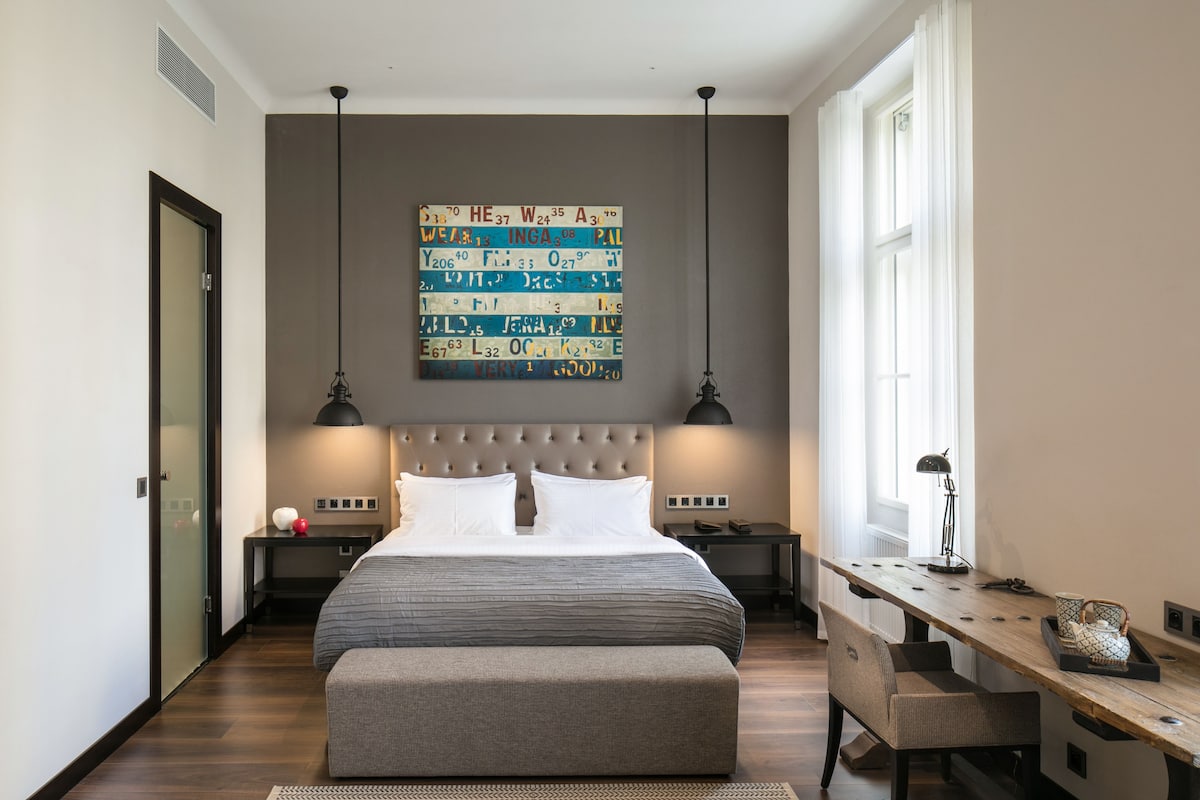 Junior suite | Een kluis op de kamer, een bureau, gratis wifi, beddengoed