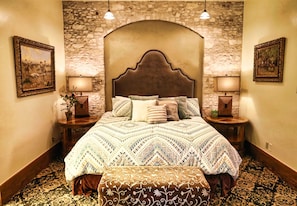 1 bedroom, desk, iron/ironing board, free WiFi