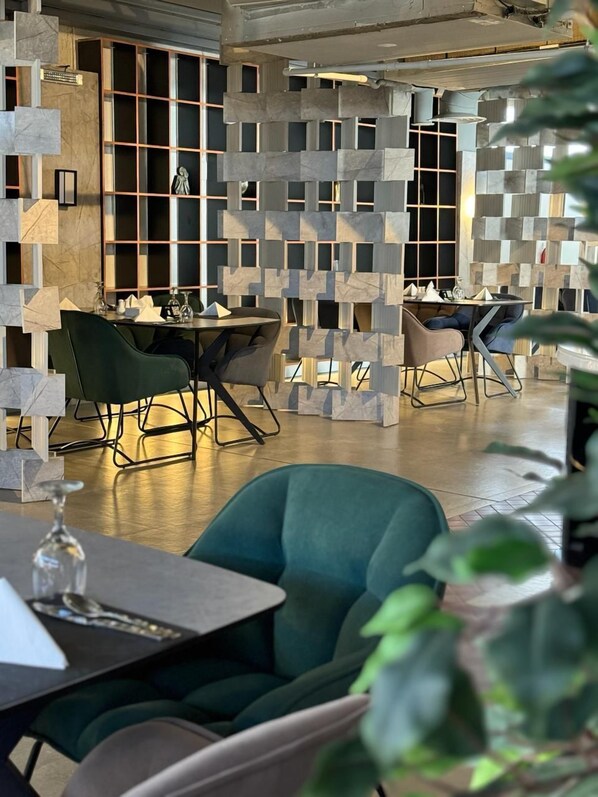 Restaurant - Swiss In Park Tabuk (Tabuk)