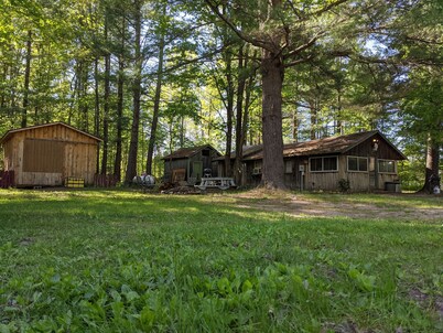 Rustic  Vacation Rental, Fishing, Hunting, Snowmobiling, Skiing, Hiking  