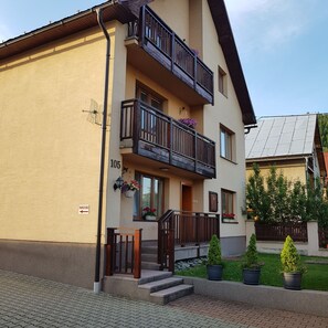 Front of property - Penzión 105 (Habovka)