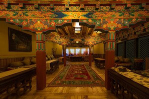 Lobby sitting area - Stok Palace Heritage (Leh)