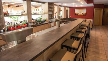 Der serveres morgenmad, frokost og aftensmad