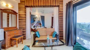 Klassieke tweepersoonskamer | 1 slaapkamer, een kluis op de kamer