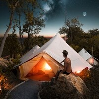 Caja de seguridad en la habitación y camas plegables/adicionales 